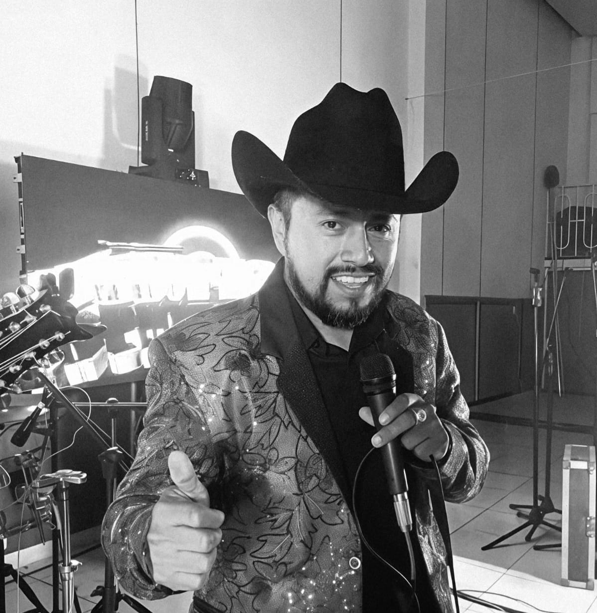 Mario Alberto Flores